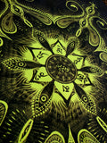 <transcy>Fluro Neon Lycra Wandteppich von "Vajra Mandala" - UV Active - Lime</transcy>