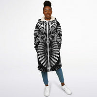 Hypnotica Zipper Cloak